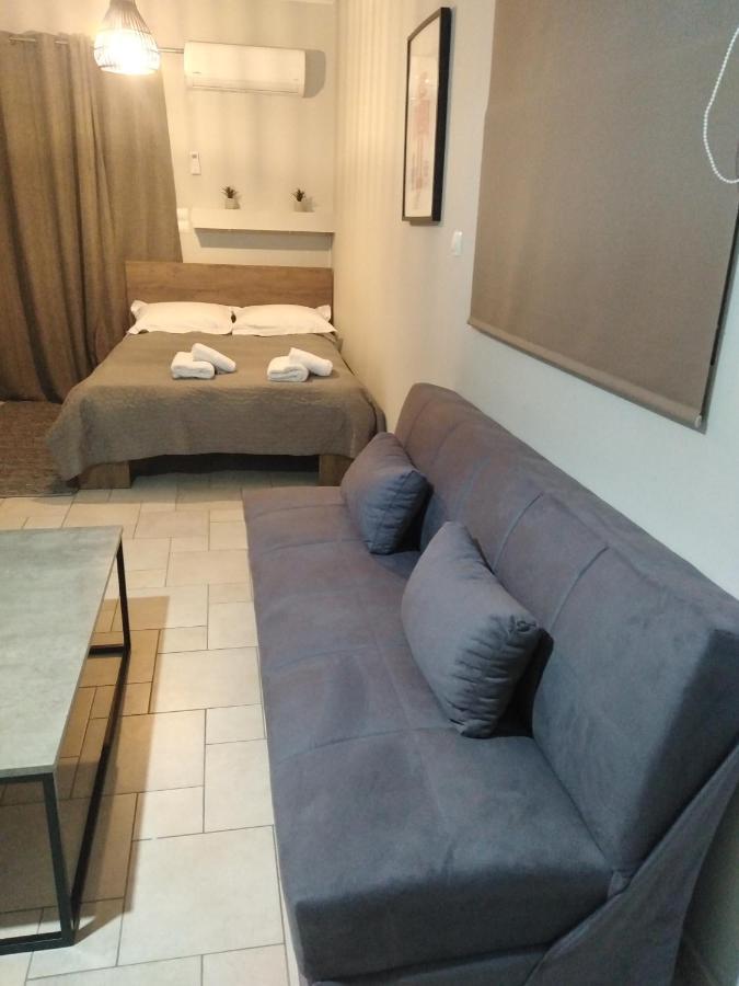 Hommie Apartment Amaliada Exterior photo